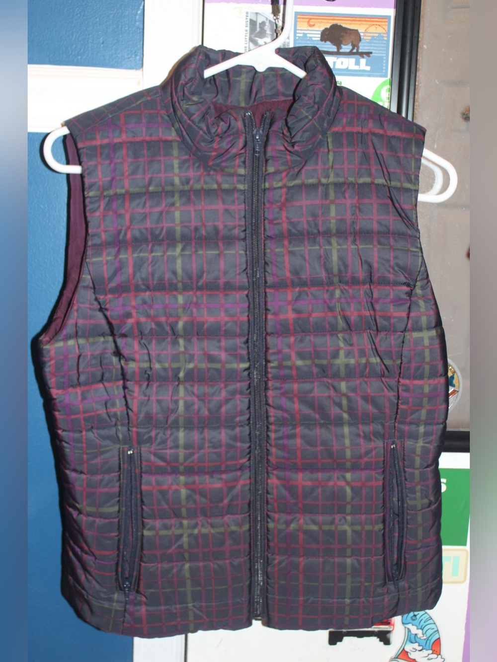 LOFT Navy Plaid Quilted Puffer Vest - Size Small
